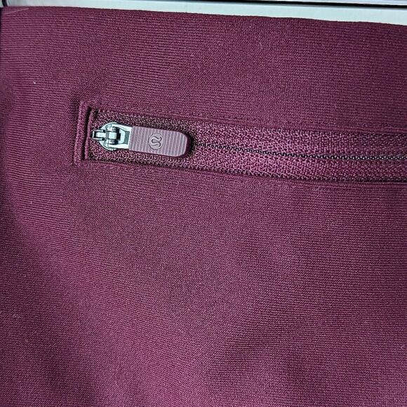Lululemon Zoned In Tight Activewear Leggings Women's sz 4 in Cassis High Waist - Picture 13 of 13